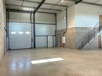 logistics - Light Industrial Premises / Offices For Rent - gallery thumbnail - 7