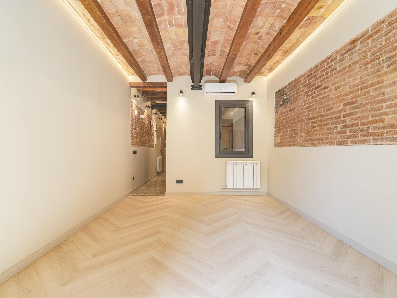 living - 67m² apartment for sale in Poble Sec, Barcelona - gallery - 6