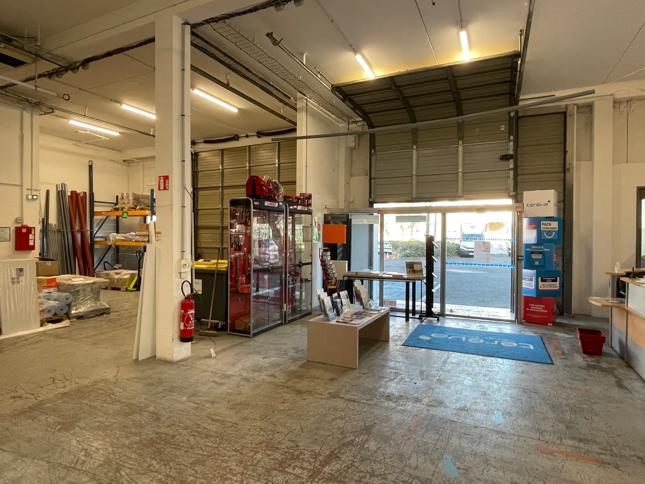 logistics - Local d’activités À Louer - gallery - 8