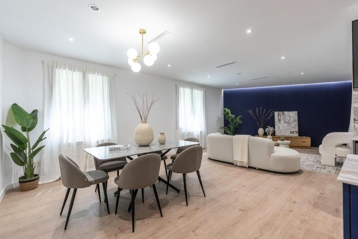living - 143m² apartment for sale in Palacio, Madrid - gallery - 4