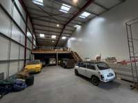 logistics - Light Industrial Premises / Offices For Rent - For Sale - gallery thumbnail - 2