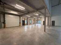 logistics - Activités / Bureaux À Louer - gallery thumbnail - 6