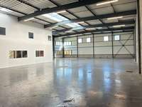 logistics - Light Industrial Premises / Offices For Rent - gallery thumbnail - 2
