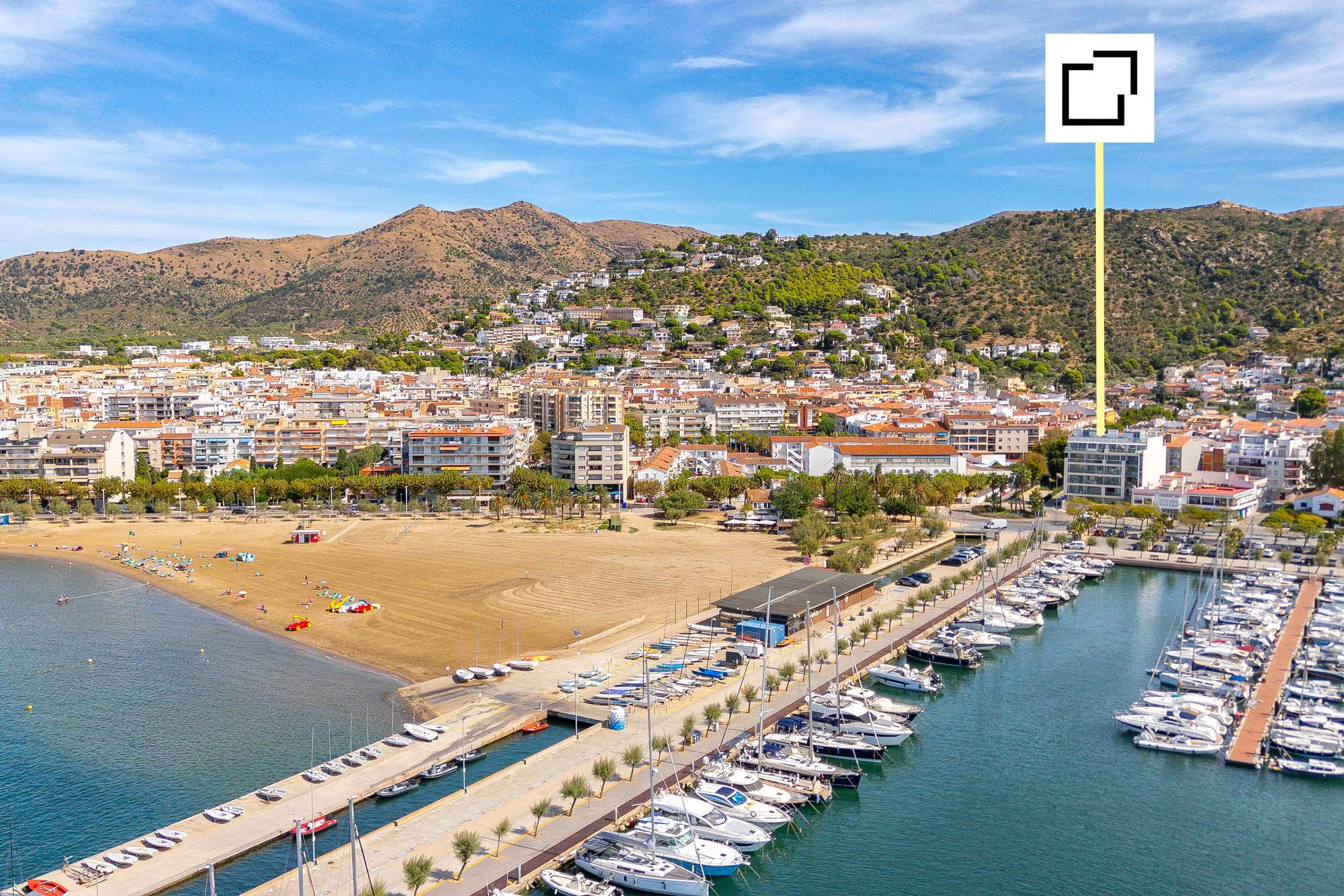 living - 186m² apartment for sale in Bay of Roses, Costa Brava - gallery - 5