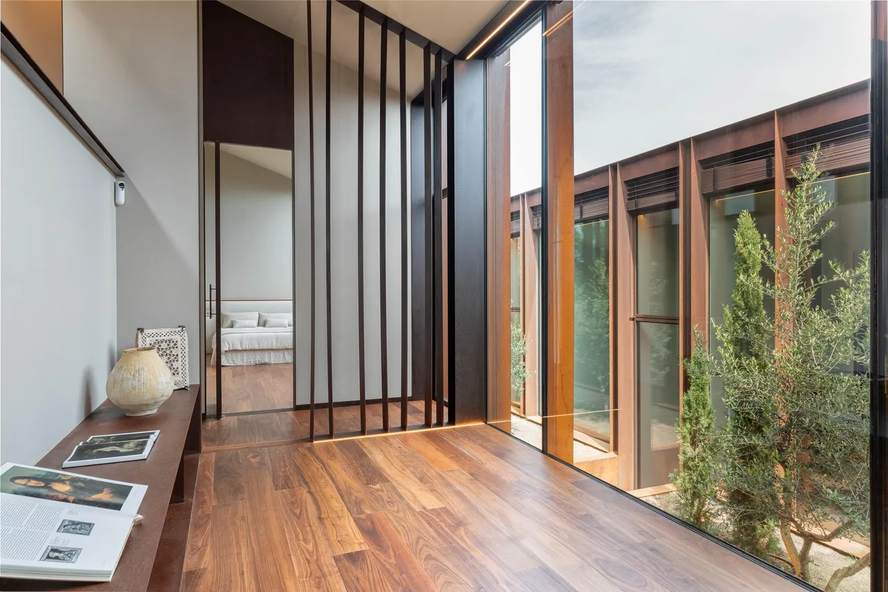living - 560m² house / villa for sale in Cadaqués, Costa Brava - gallery - 10