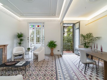 living - Piso de 148m² en venta en Eixample Derecho, Barcelona - featured