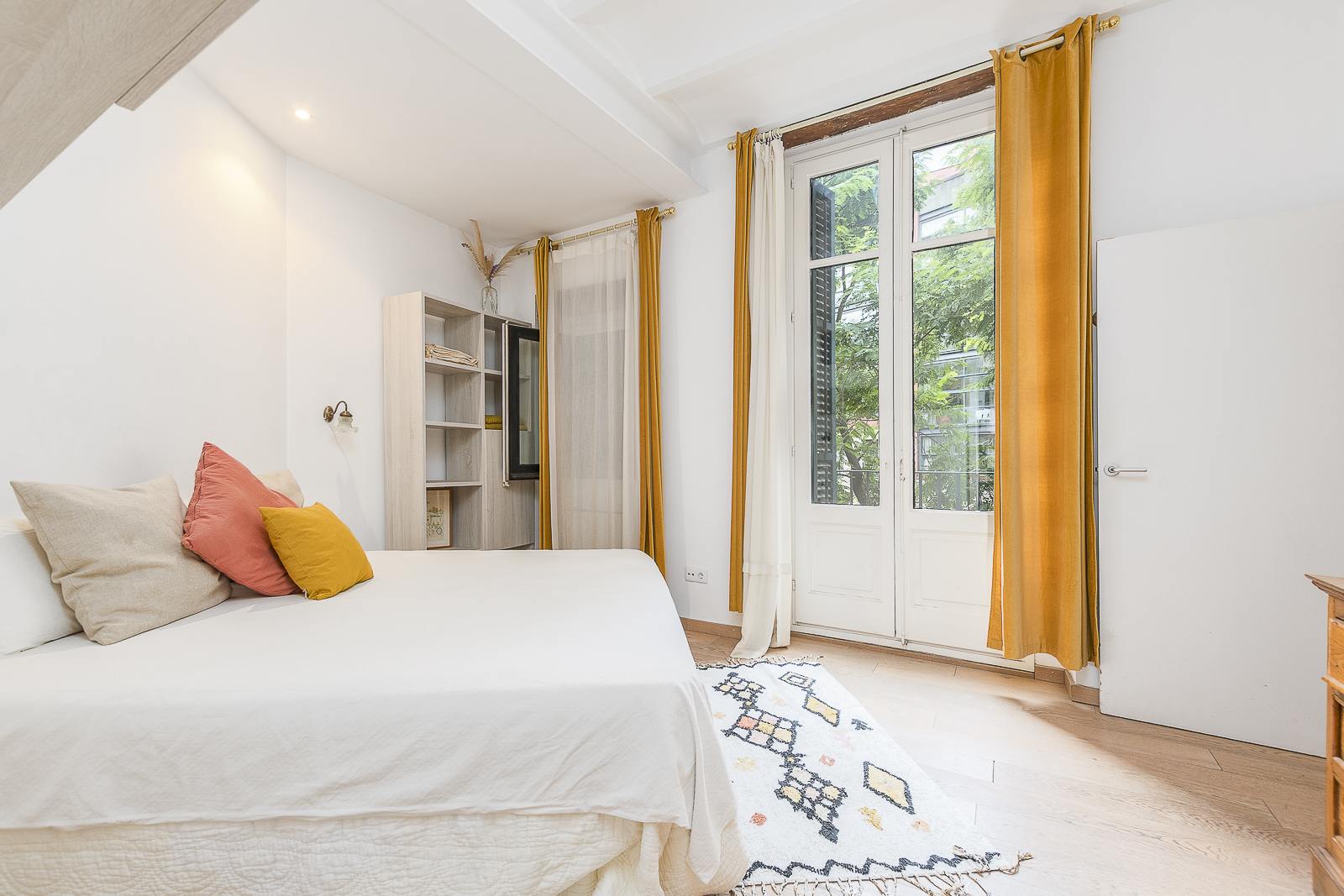 living - Piso de 195m² con 10m² terraza en venta en El Born - gallery - 9
