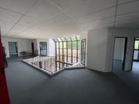 logistics - Light Industrial Premises / Offices For Rent - gallery thumbnail - 9