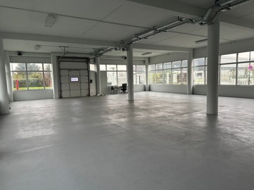 logistics - Activités / Bureaux À Louer - featured