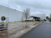 logistics - Local d’activités À Louer - gallery thumbnail - 6