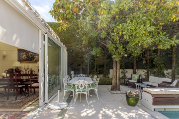 living - 342m² house / villa for sale in Conde de Orgaz and Piovera - featured
