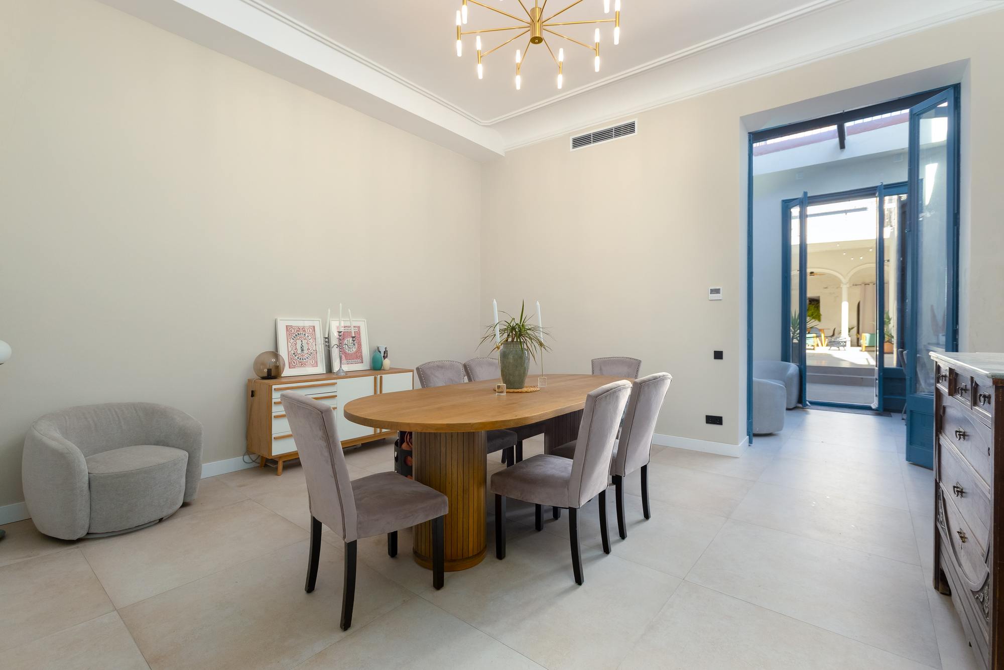 living - Casa / villa de 379m² en venta en El Masnou, Barcelona - gallery - 8