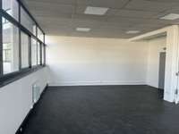 logistics - Light Industrial Premises / Offices For Rent - gallery thumbnail - 5