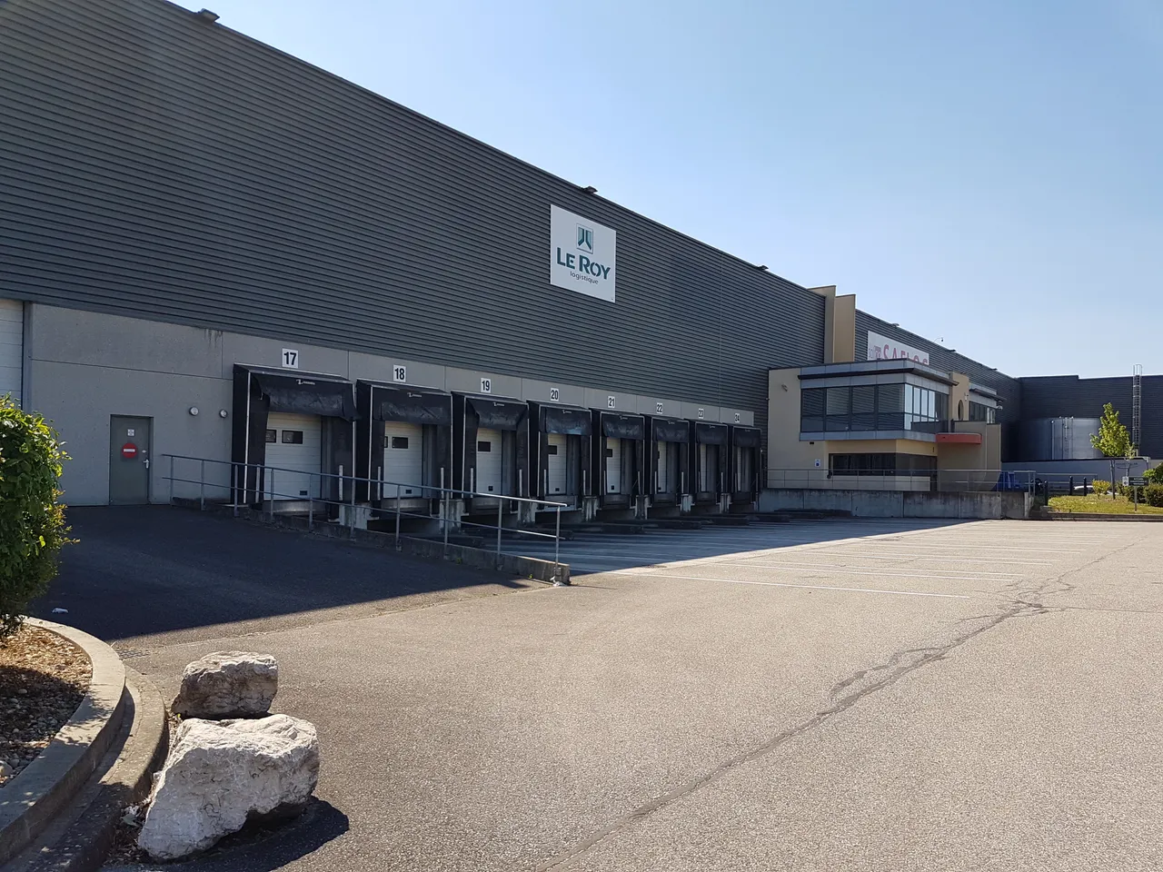 logistics - Entrepôt Logistique À Louer - gallery - 4