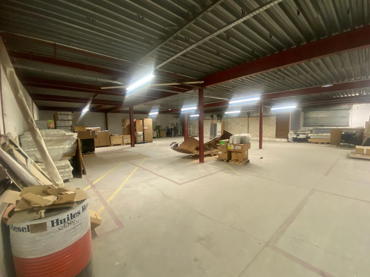 logistics - Warehouse For Rent - gallery - 9