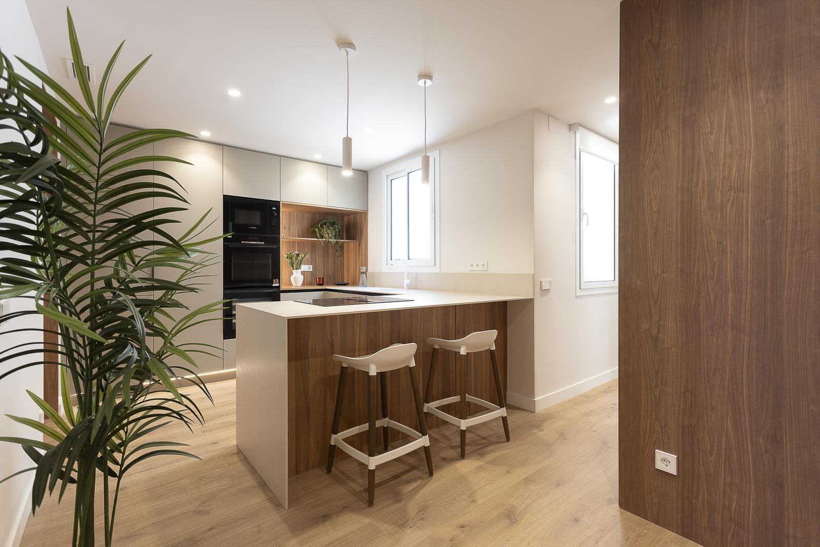 living - Piso de 141m² en venta en Eixample Izquierdo, Barcelona - gallery thumbnail - 10