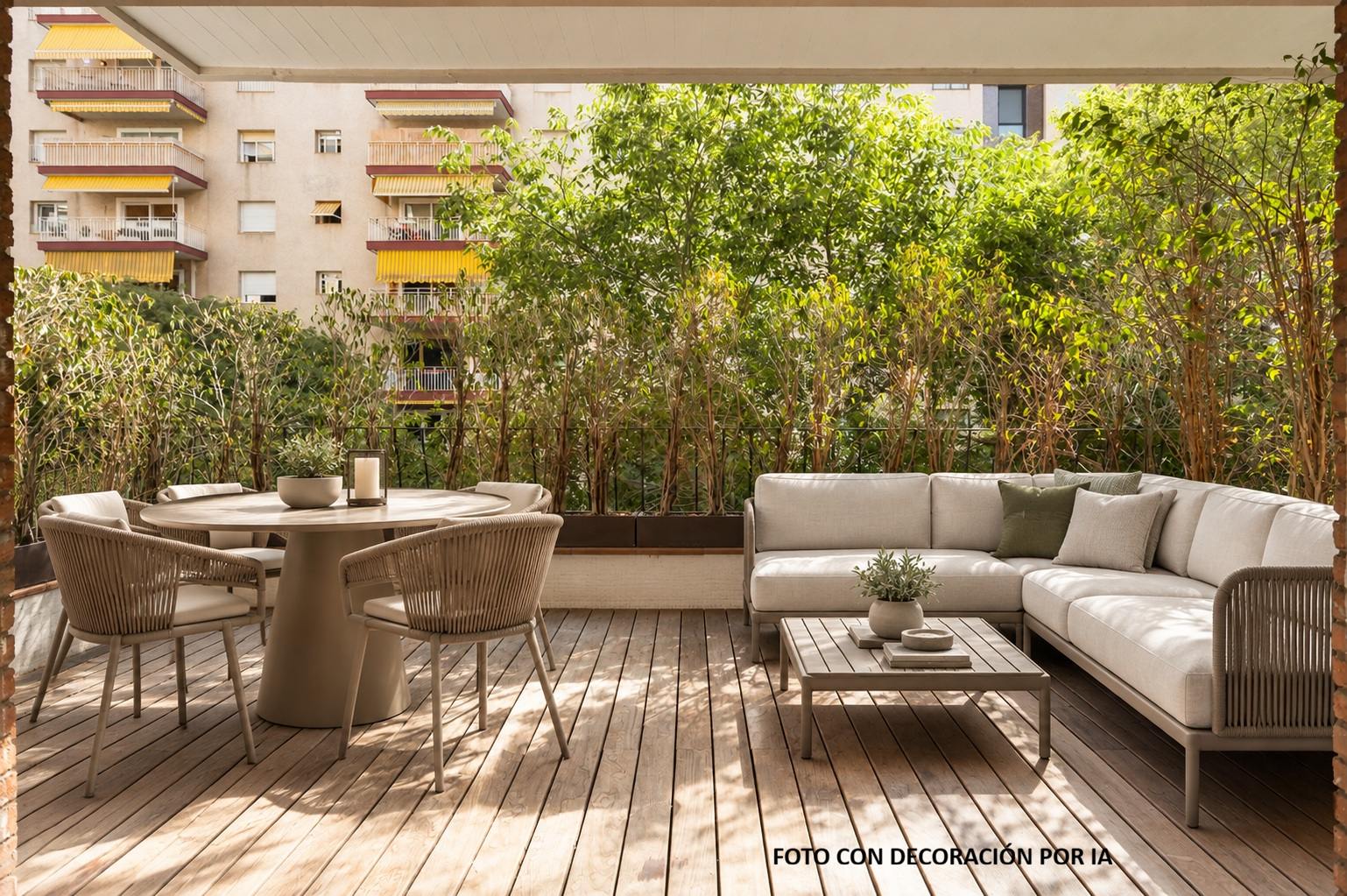 living - 150m² apartment with 10m² terrace for sale in Pedralbes - featured