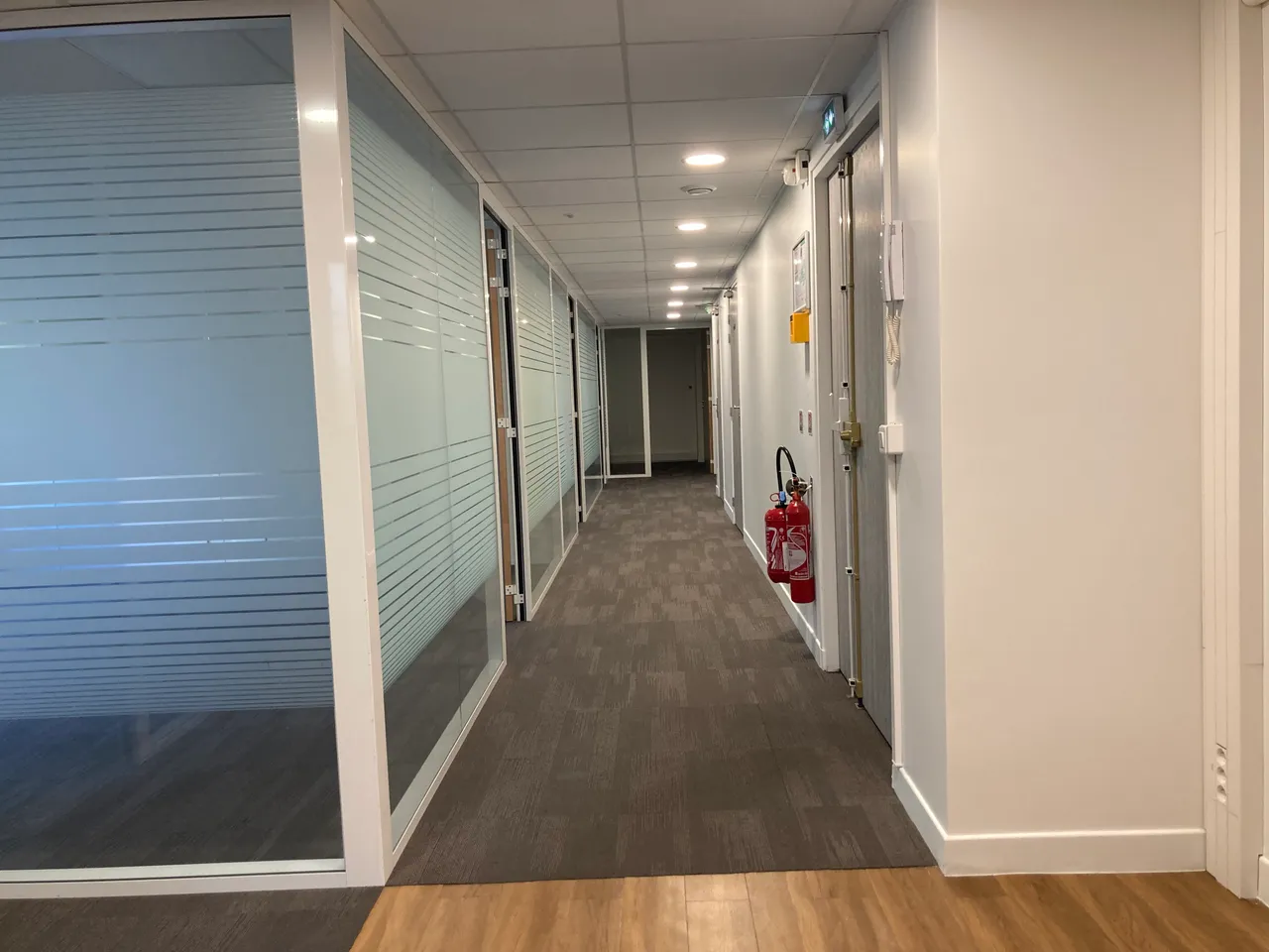 office - Bureaux À Louer - gallery - 8