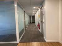 office - Bureaux À Louer - gallery thumbnail - 8