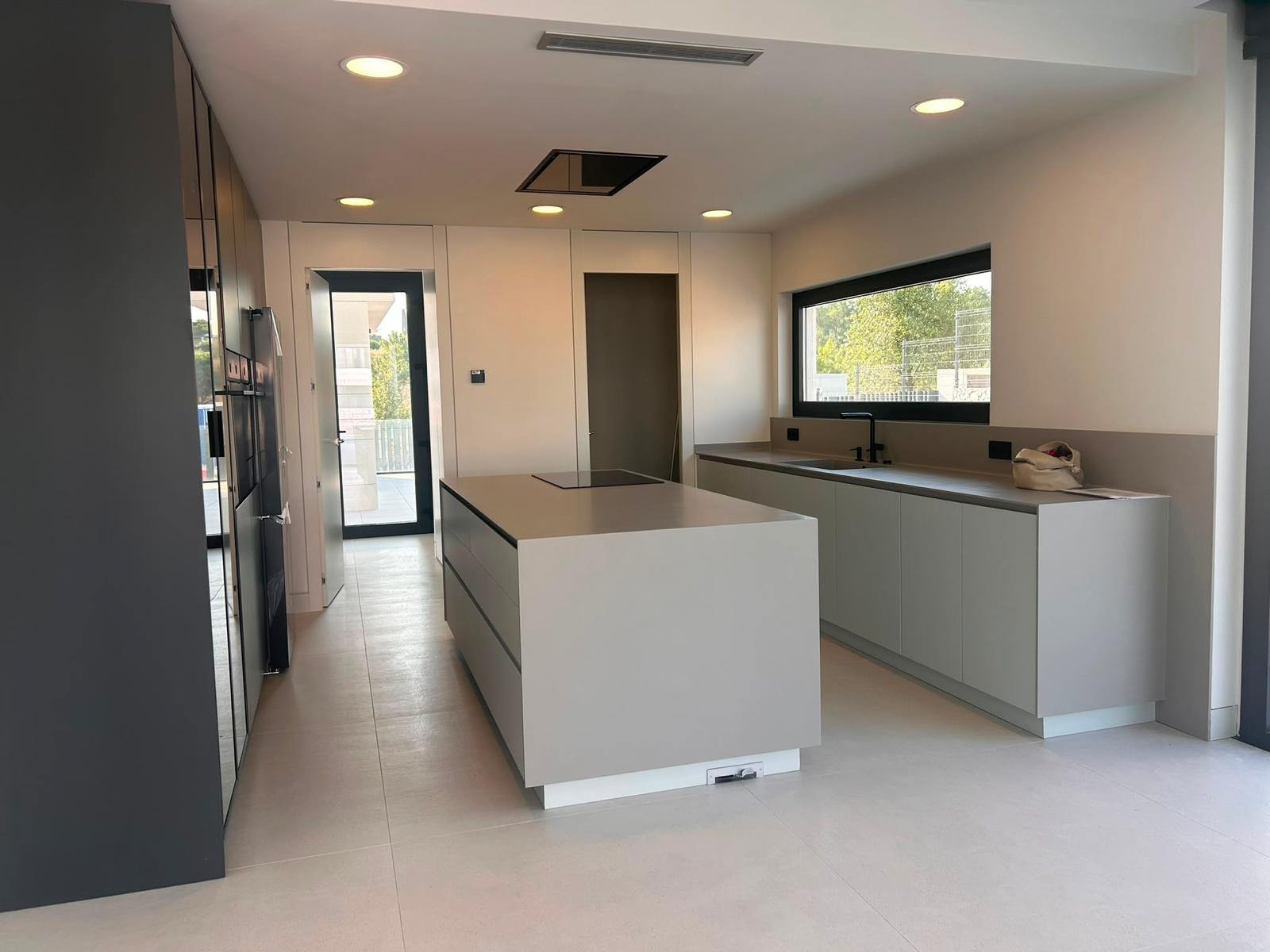 living - 370m² country house for rent in Majadahonda, Madrid - gallery thumbnail - 1