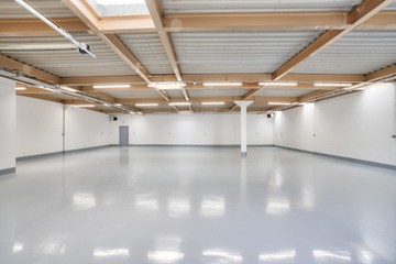 logistics - Activités / Bureaux À Louer - featured