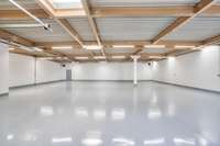 logistics - Activités / Bureaux À Louer - gallery thumbnail - 1