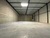 logistics - Activités / Bureaux À Louer - gallery thumbnail - 3