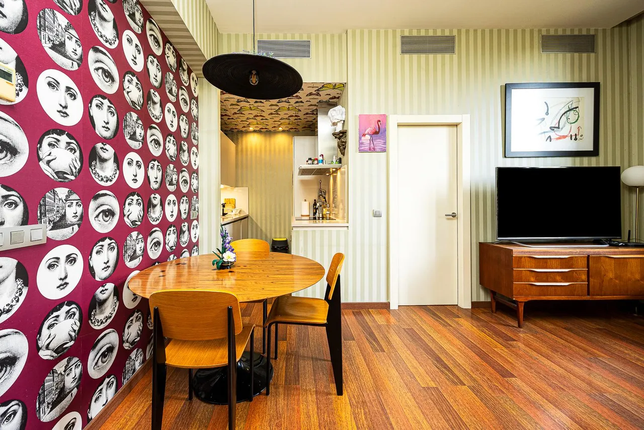 living - Piso de 59m² en venta en El Born, Barcelona - gallery - 2
