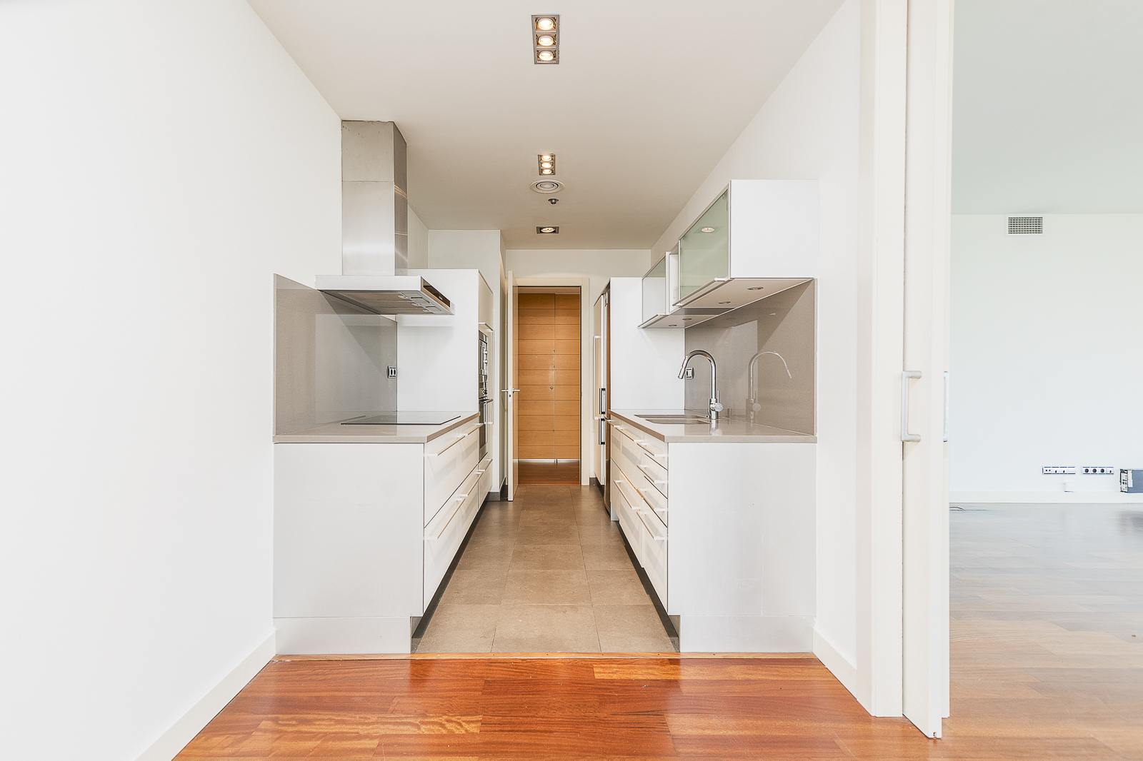 living - 121m² apartment with 67m² terrace for sale in Diagonal Mar - gallery thumbnail - 10