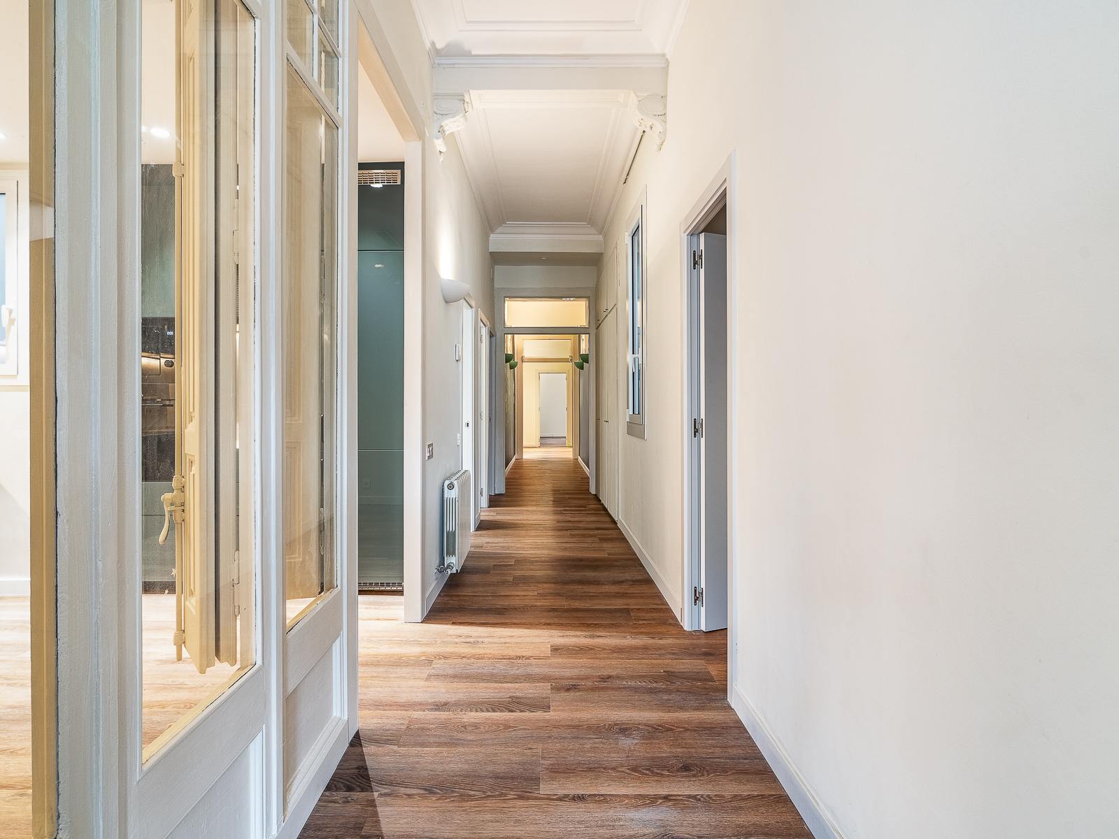 living - 178m² apartment for sale in Eixample Right, Barcelona - gallery thumbnail - 6
