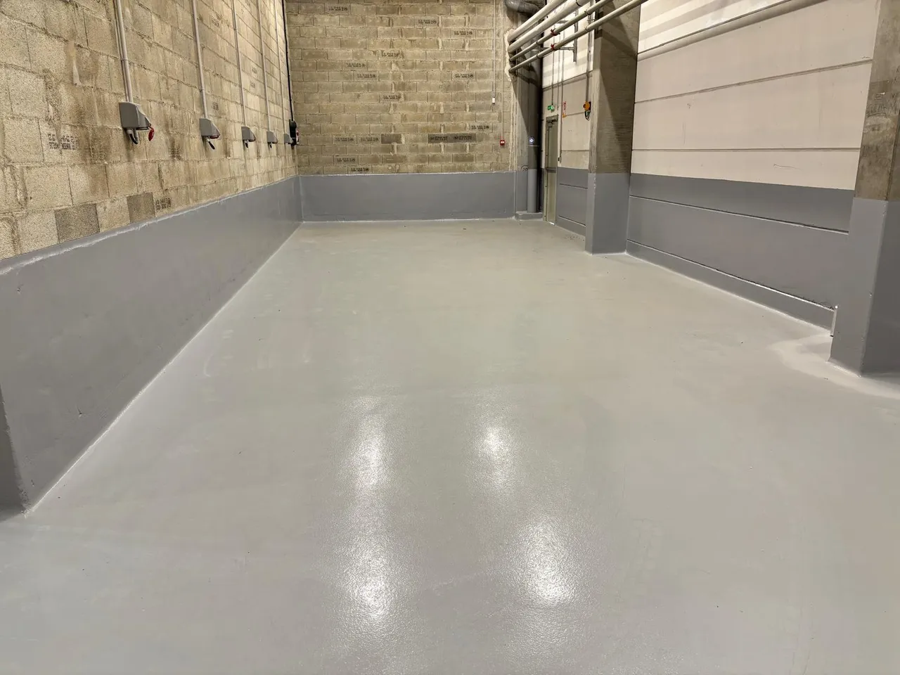 logistics - Logistics Warehouse For Rent - gallery - 6