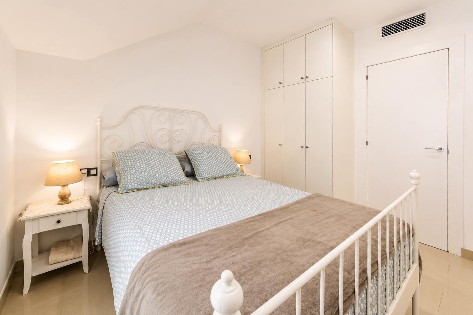 living - Piso de 89m² con 12m² terraza en venta en Sitges Town - gallery - 6