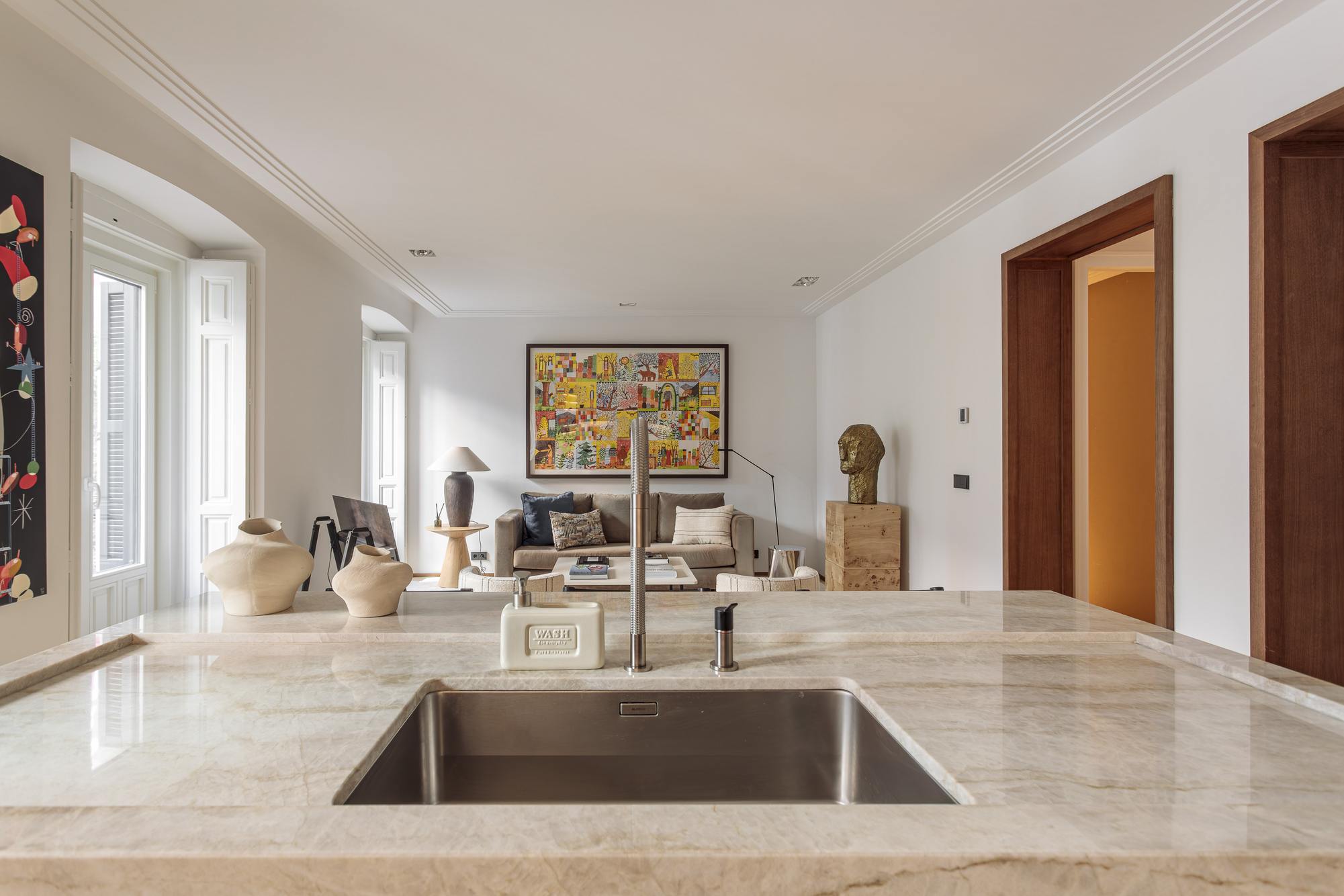 living - Piso de 156m² en alquiler en Cortes / Huertas, Madrid - gallery - 3