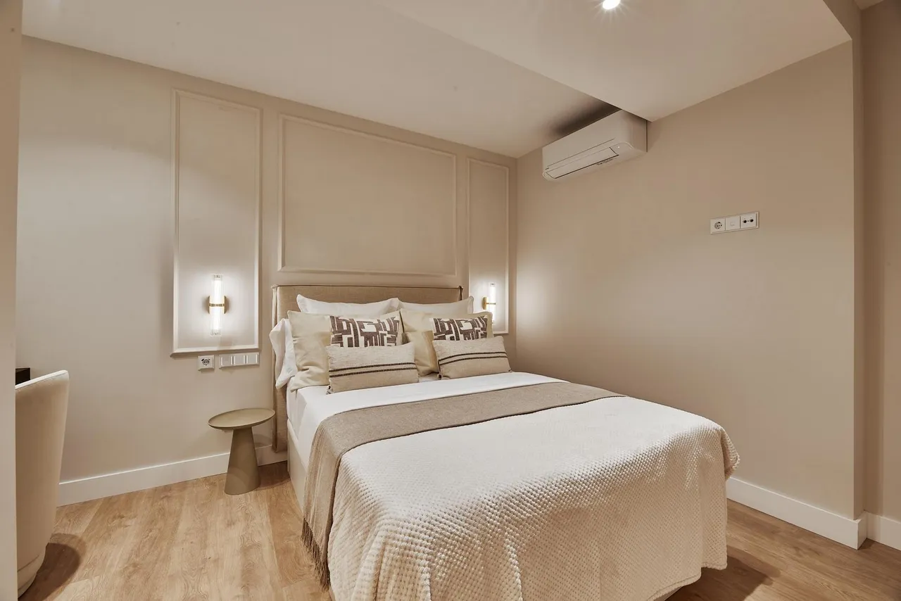 living - Piso de 168m² con 40m² terraza en venta en Castellana - gallery - 10