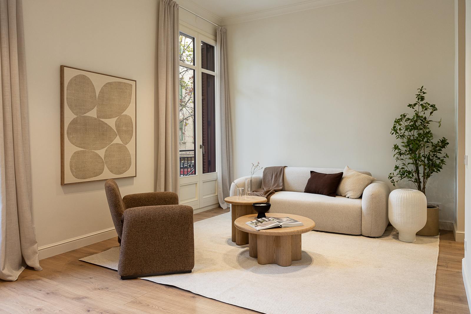 living - 122m² apartment with 17m² terrace for sale in Eixample Left - featured