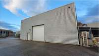 logistics - Activités / Bureaux À Vendre - gallery thumbnail - 2