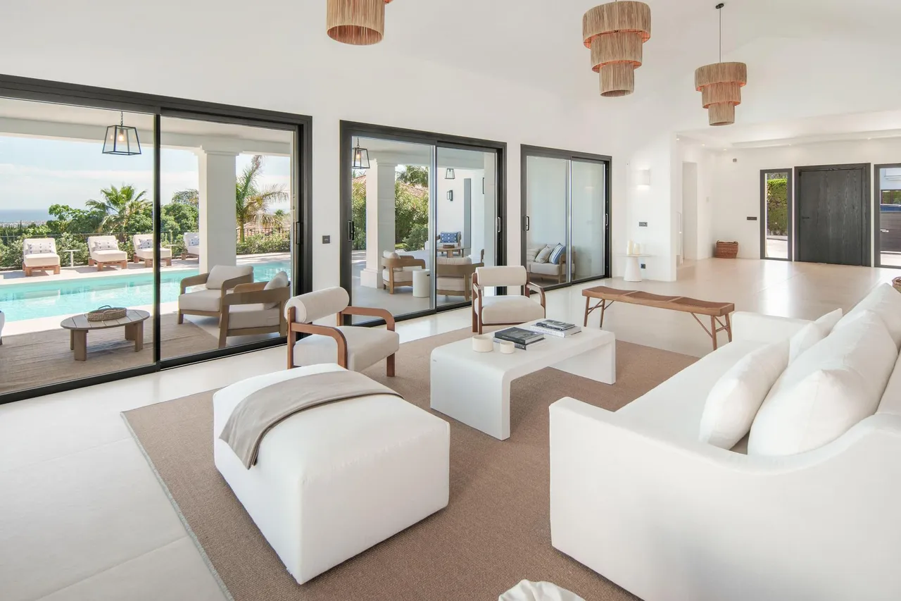 living - Casa / villa de 319m² con 80m² terraza en venta en Benahavís - gallery - 9