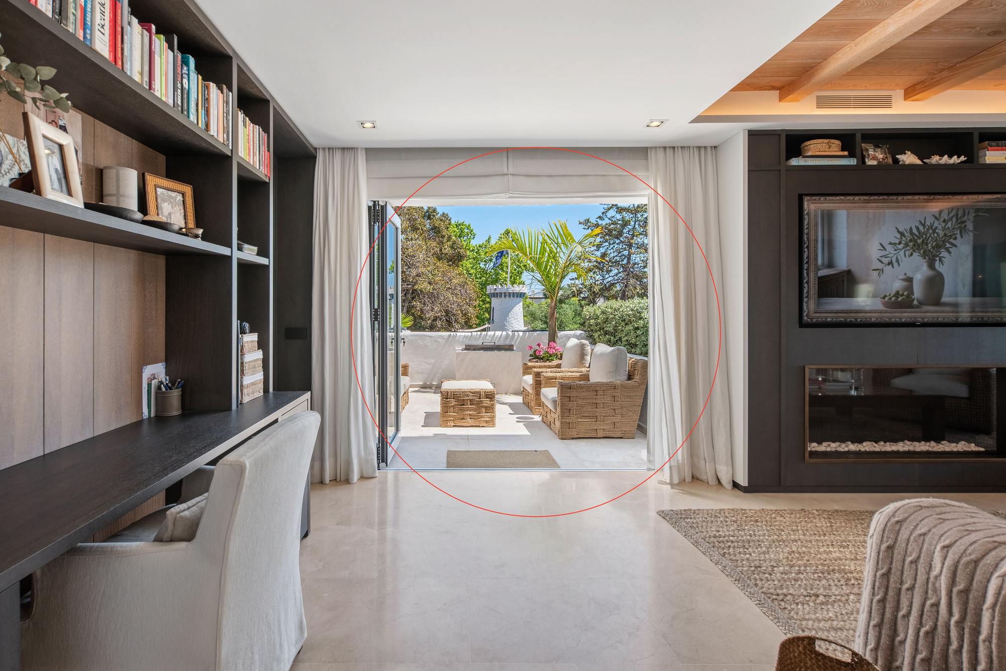living - 120m² apartment with 53m² terrace for sale in Golden Mile - gallery thumbnail - 1