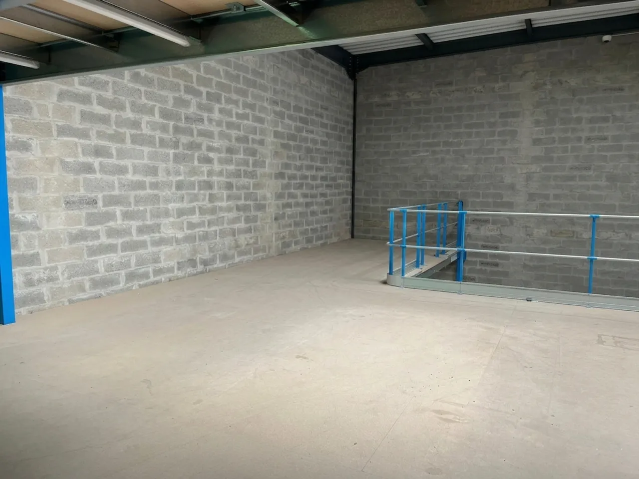 logistics - Activity Facility For Rent - gallery - 8