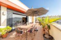 living - 163m² penthouse with 65m² terrace for sale in Ciudad de las Ciencias - gallery thumbnail - 2