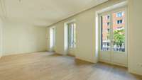 living - 211m² apartment for sale in Recoletos, Madrid - gallery thumbnail - 1
