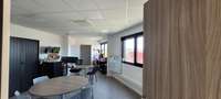 logistics - Entrepôt / Bureaux À Louer - gallery thumbnail - 9