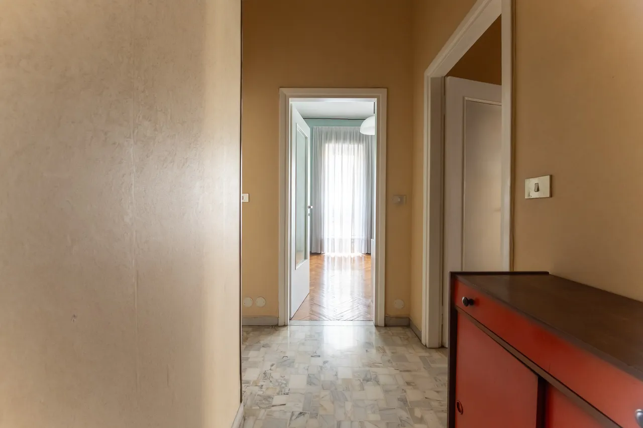 living - Three-room flat for sale corso C. Colombo 1 Milan - gallery - 13