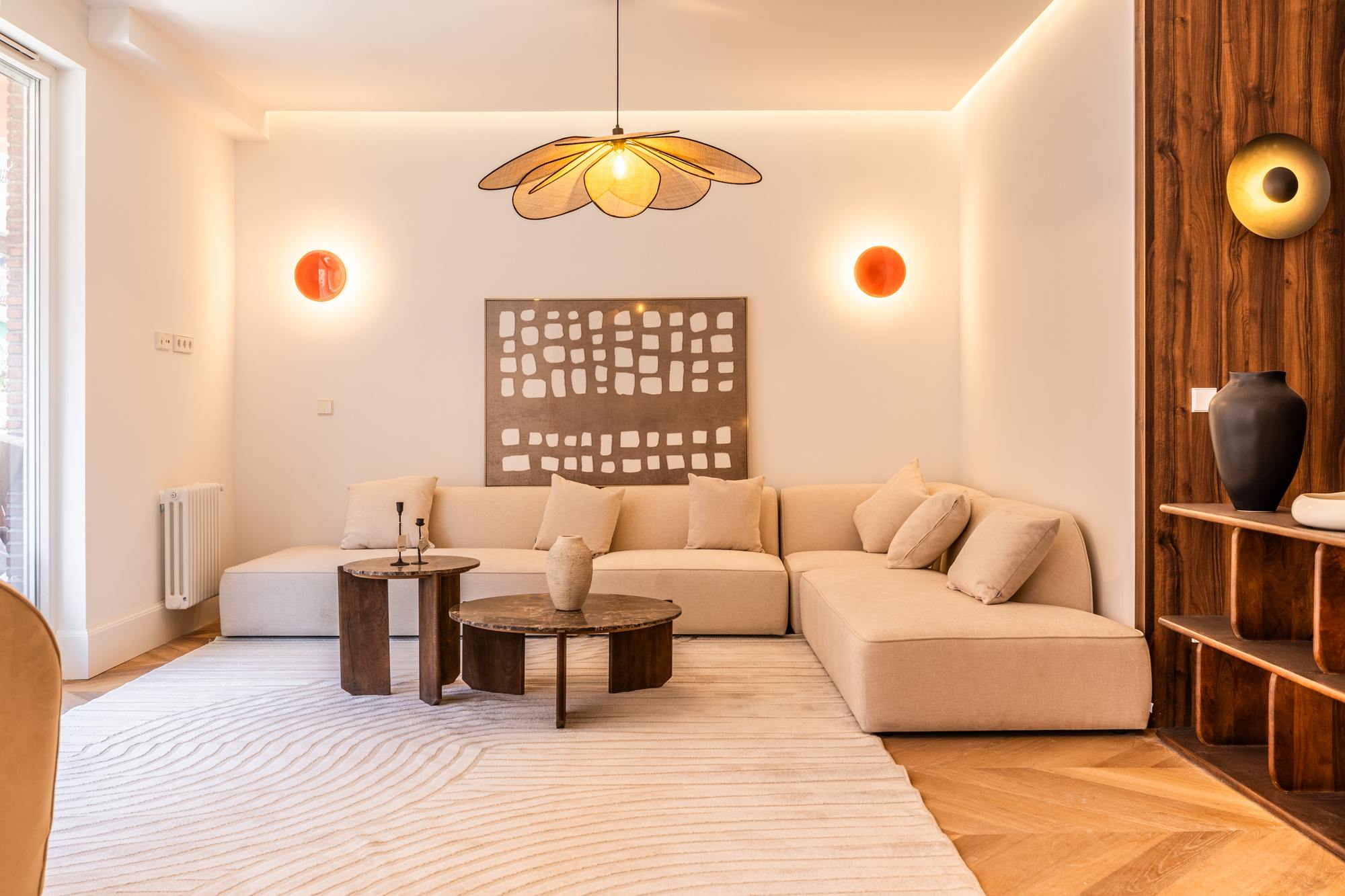 living - 210m² apartment with 10m² terrace for sale in Gaztambide - featured