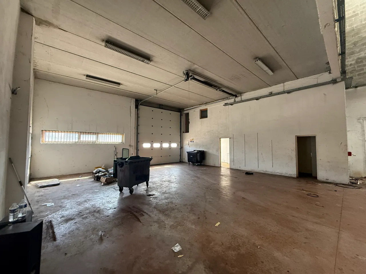 logistics - Light Industrial Premises / Offices For Sale - gallery - 4