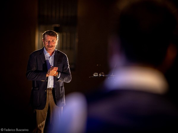 Dils and Teatro Oscar for Municipio 4 - featured