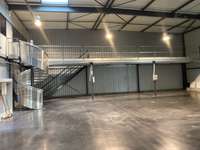 logistics - Activités / Bureaux À Louer - gallery thumbnail - 6