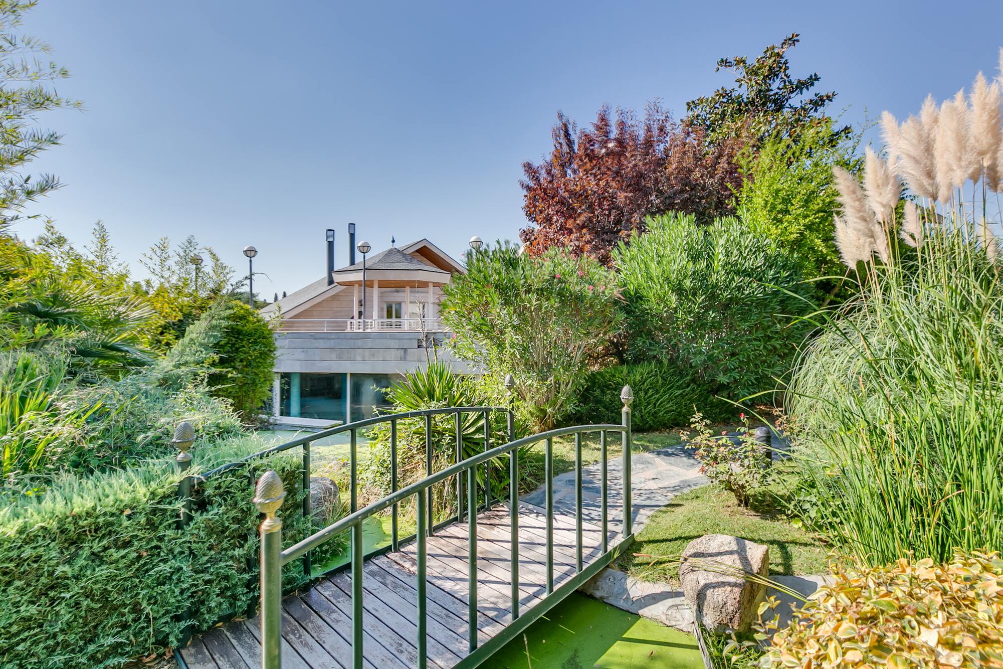 living - 2,556m² country / sporting estate for sale in Santo Domingo - gallery thumbnail - 2