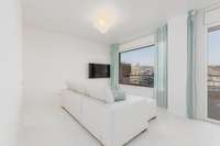 living - Piso de 79m² con 11m² terraza en venta en Poble Sec - gallery thumbnail - 8