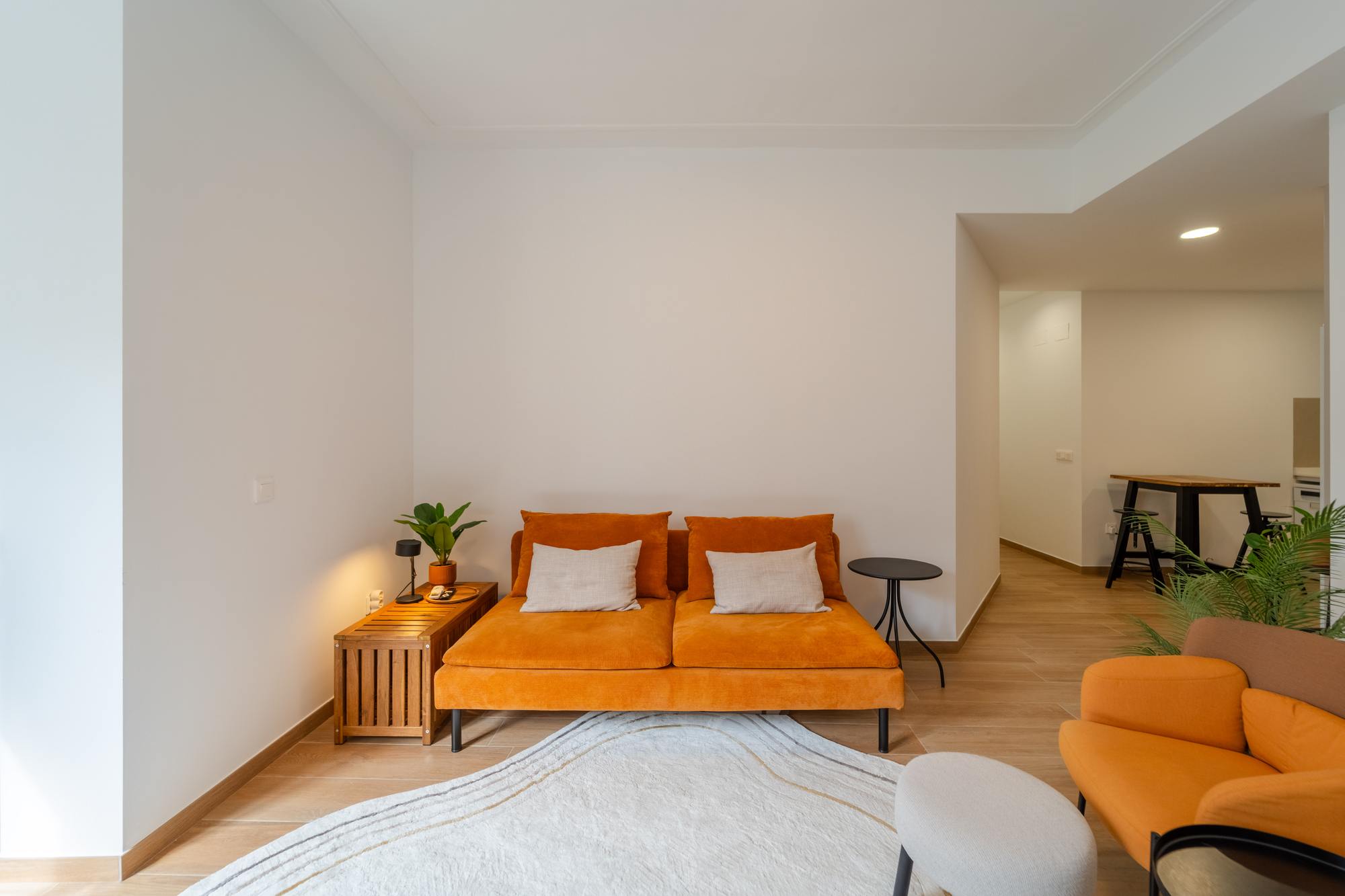 living - Piso de 71m² en alquiler en Gran Vía, Valencia - gallery thumbnail - 5